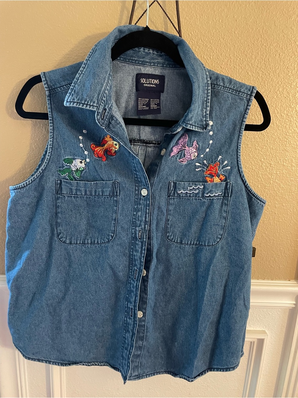 Vintage Women’s Jean Vest Embroidered Fish with Bubbles M